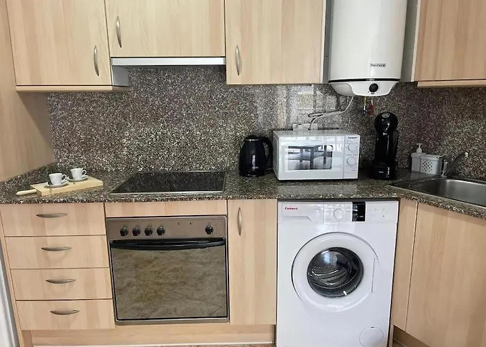 Al48 Near Leisure And Lloret * Λορέτ Ντε Μαρ