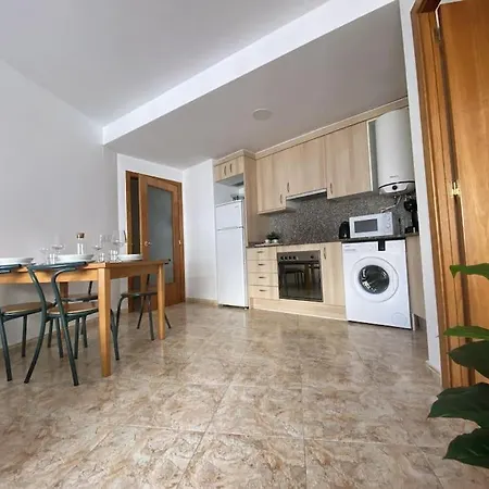 Al48 Near Leisure And Lloret Apartmán *